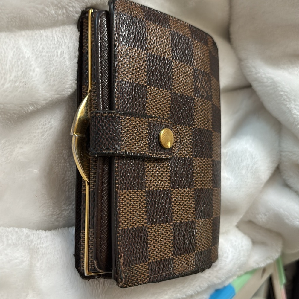 Louis Vuitton Brown and Tan Checkered Wallet - Picture 7 of 11